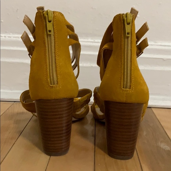 SOLE SOCIETY Elise Strappy Sandals in Sunflower - Picture 3 of 5